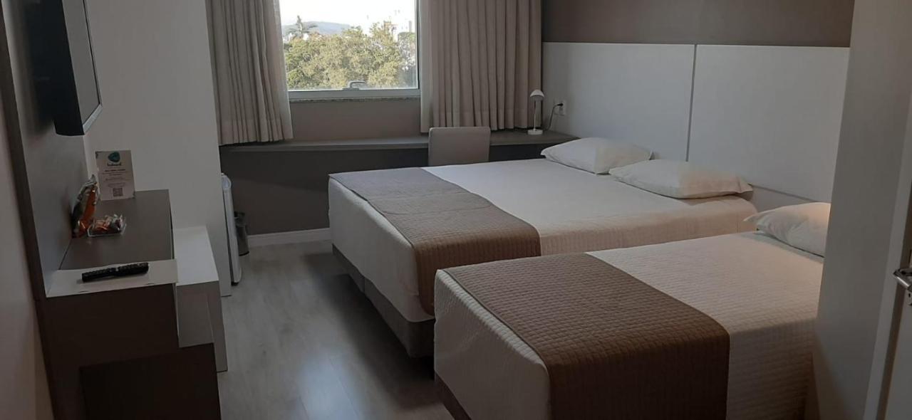 Tri Hotel Executive Indaial Extérieur photo