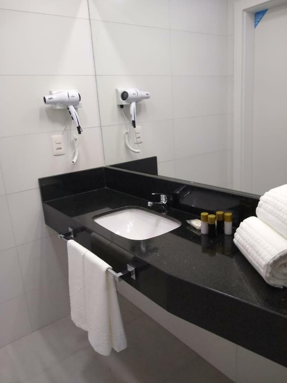 Tri Hotel Executive Indaial Extérieur photo