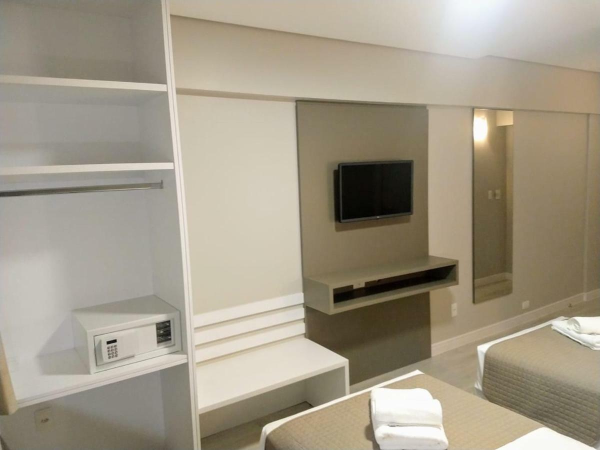 Tri Hotel Executive Indaial Extérieur photo